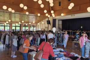 Ladies Flohmarkt Dobel